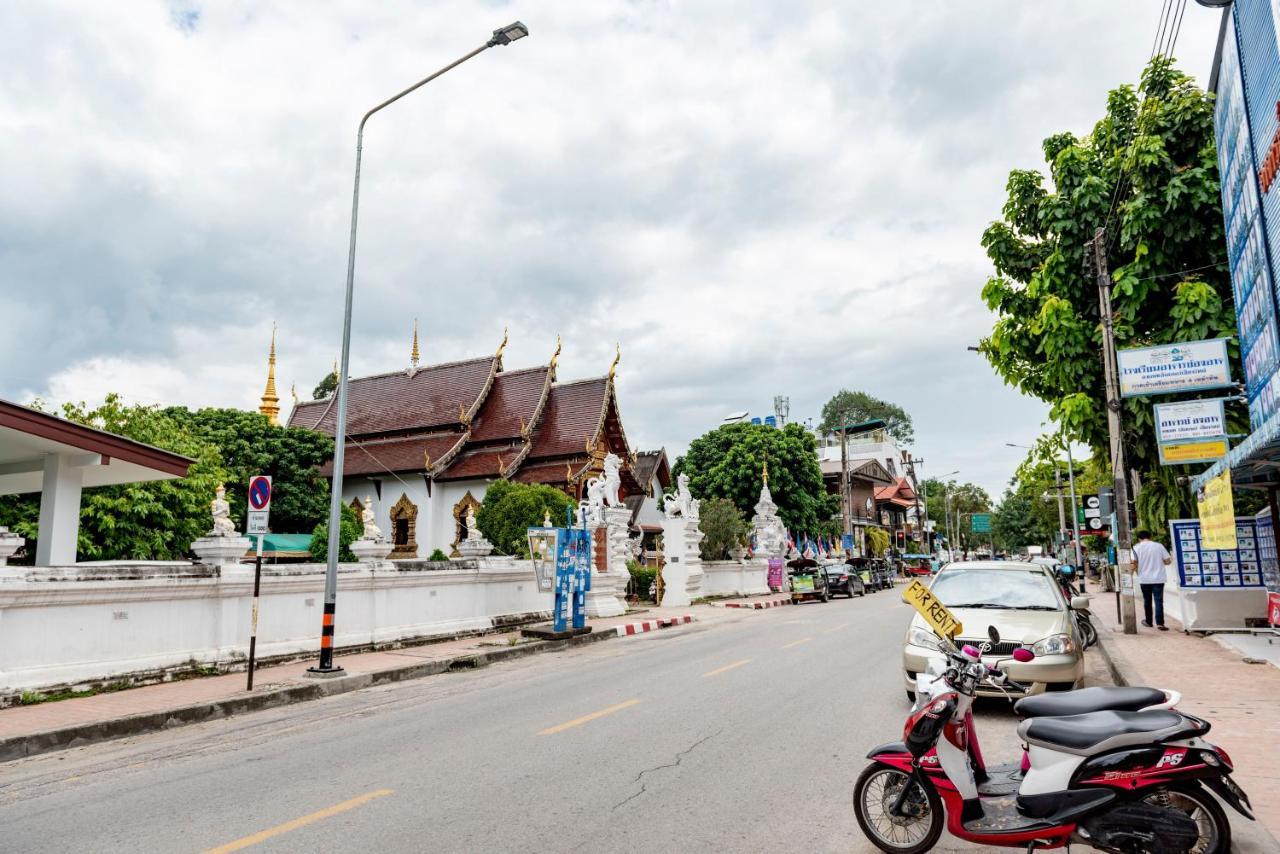A Lanna Boutique House Hotel Chiang Mai Bagian luar foto