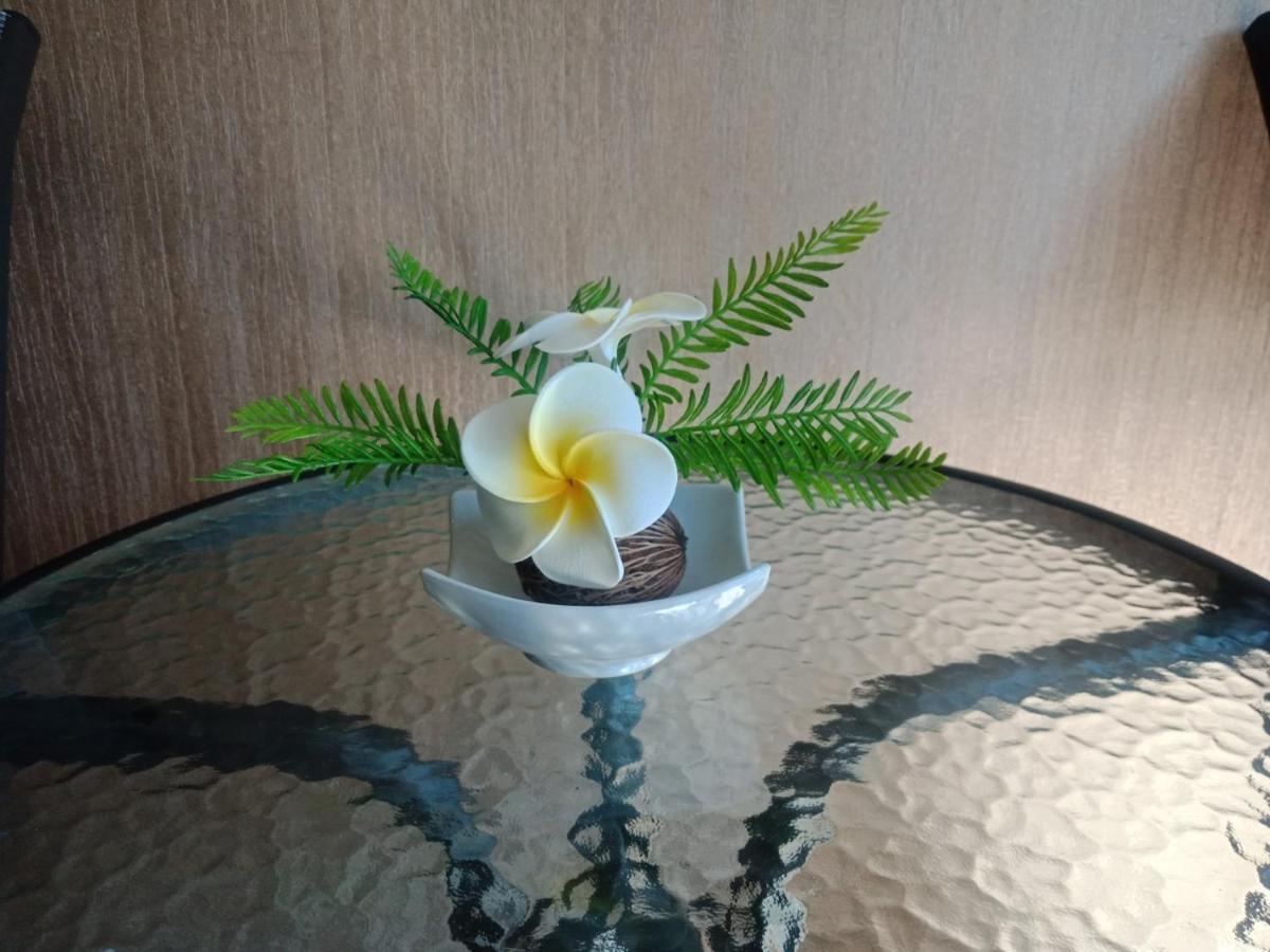 A Lanna Boutique House Hotel Chiang Mai Bagian luar foto